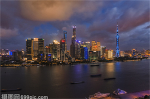 Enter the fairy tale world： Explore the magical theme park of Shanghai's Backyard Garden!